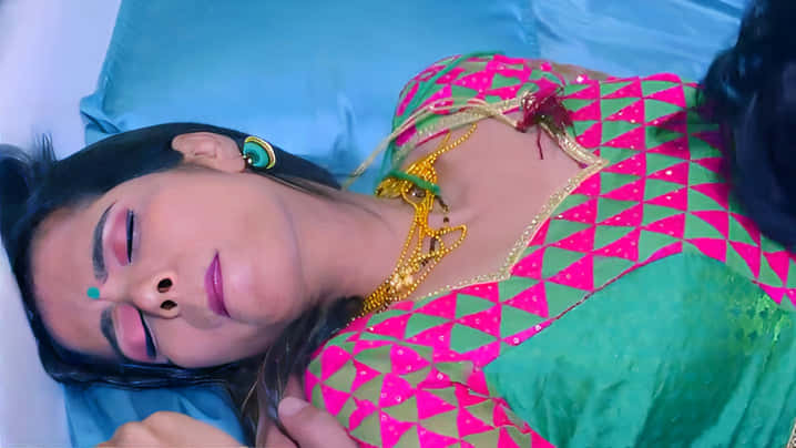 Tadpan EP4 Hot Hindi Web Series – SutraFlix