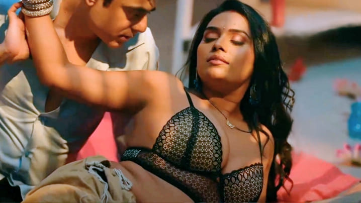 Lag Ja Gale Part 2 EP7 Hot Hindi Web Series – ULLU