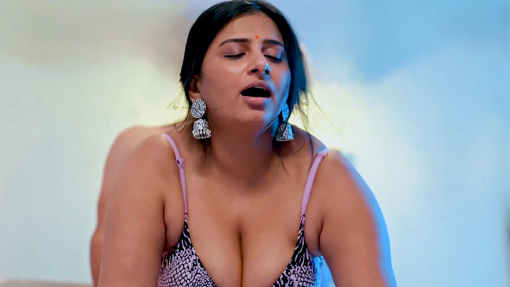 Nayi Padosan EP5 Hot Hindi Web Series Hulchul