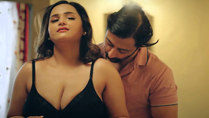 De De Pyaar De Part 2 EP5 Hot Hindi Web Series ULLU